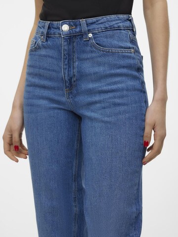 Loosefit Jeans 'Tessa' di VERO MODA in blu