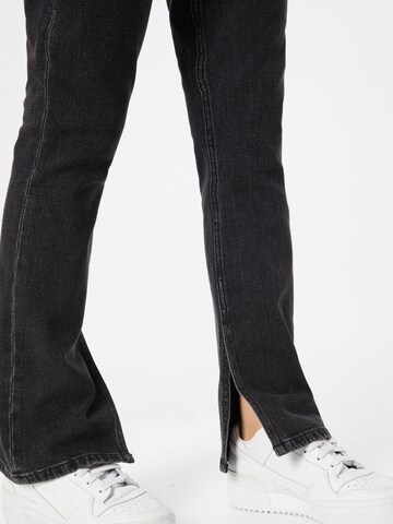 Abercrombie & Fitch Bootcut Jeans in Schwarz