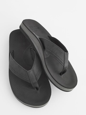 Next - Sandalias de dedo en negro