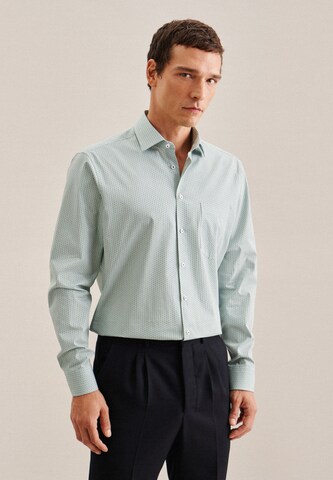 SEIDENSTICKER - Ajuste regular Camisa de negocios en verde: frente