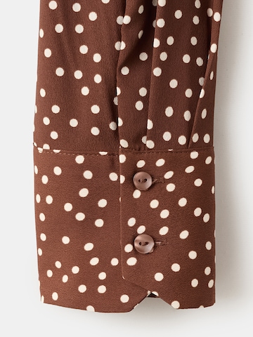 MANGO Блуза в кафяво