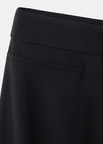MANGO Skinny Trousers 'POCKET' in Black: front