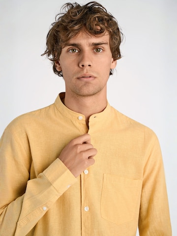 Lindbergh Slim fit Button Up Shirt in Yellow