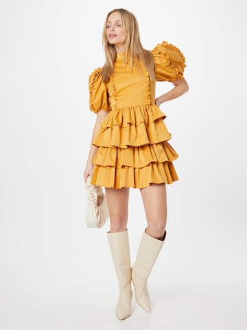 Robe True Decadence en jaune