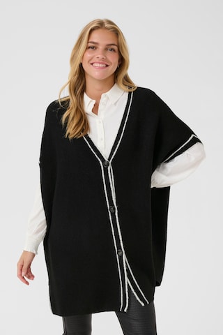 Cape 'Rams' Cream en noir : devant