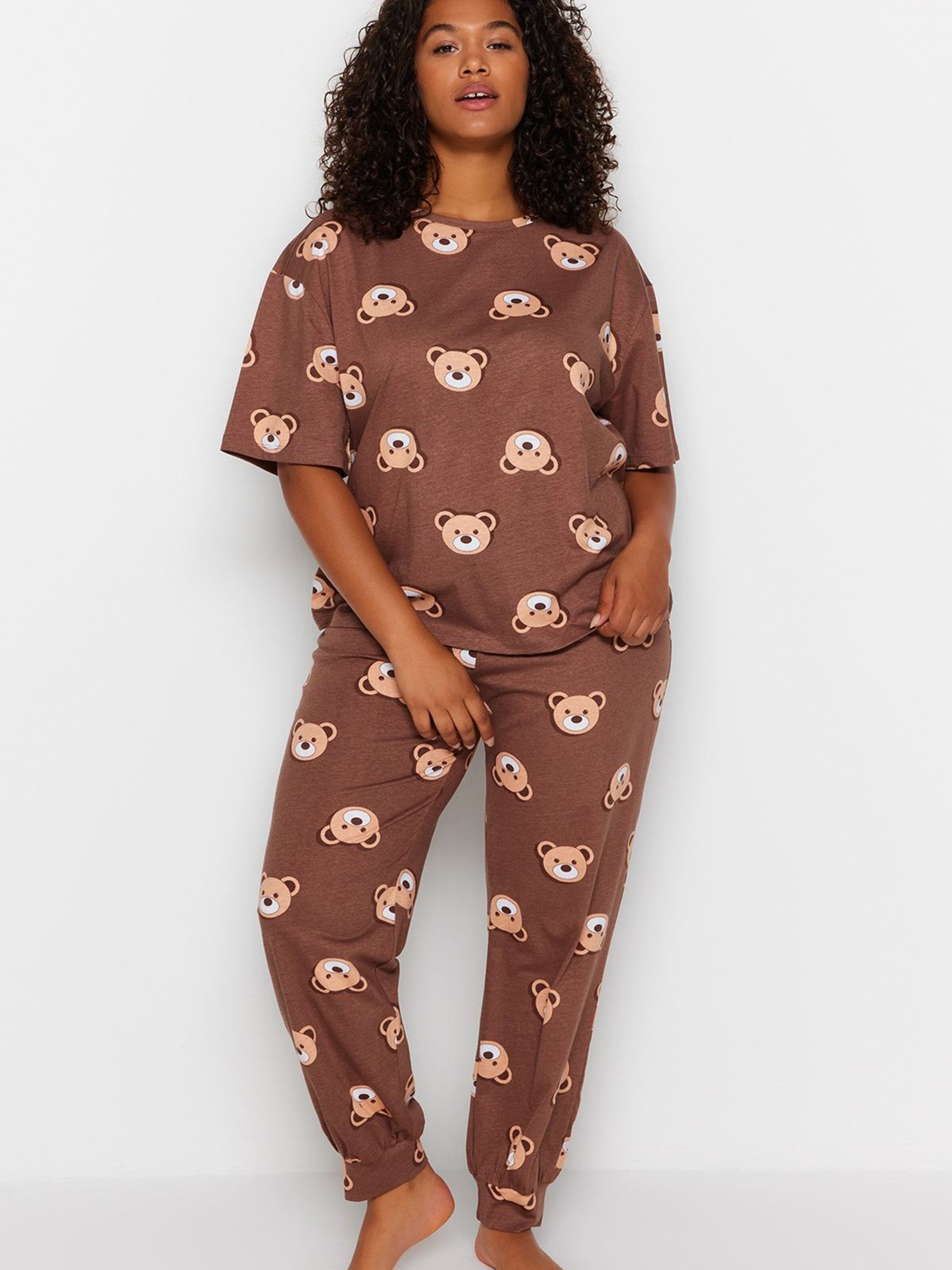 Curve pyjamas hotsell
