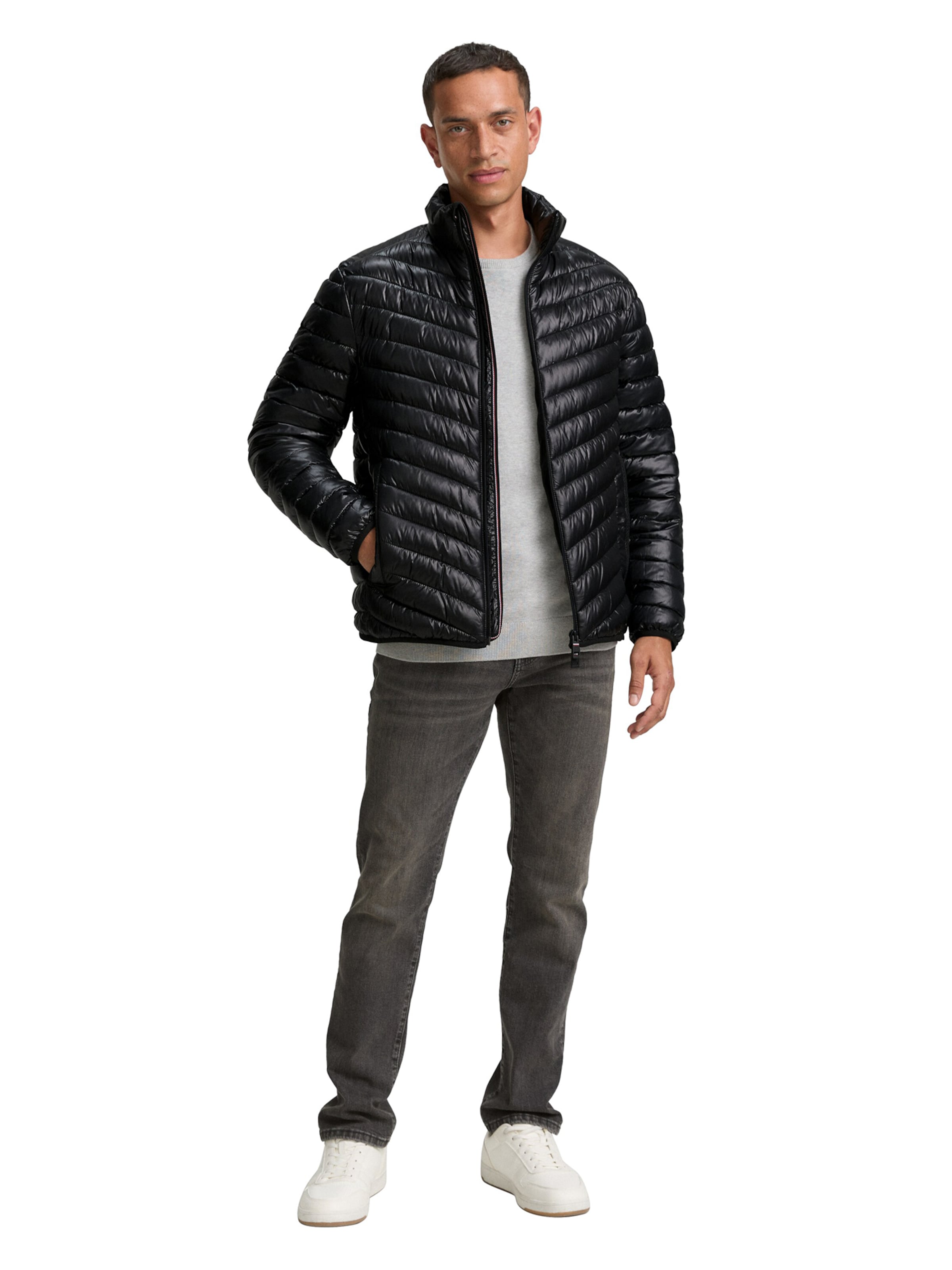 TOM TAILOR Демисезонная куртка в Черный