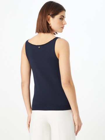 Top di Rich & Royal in blu