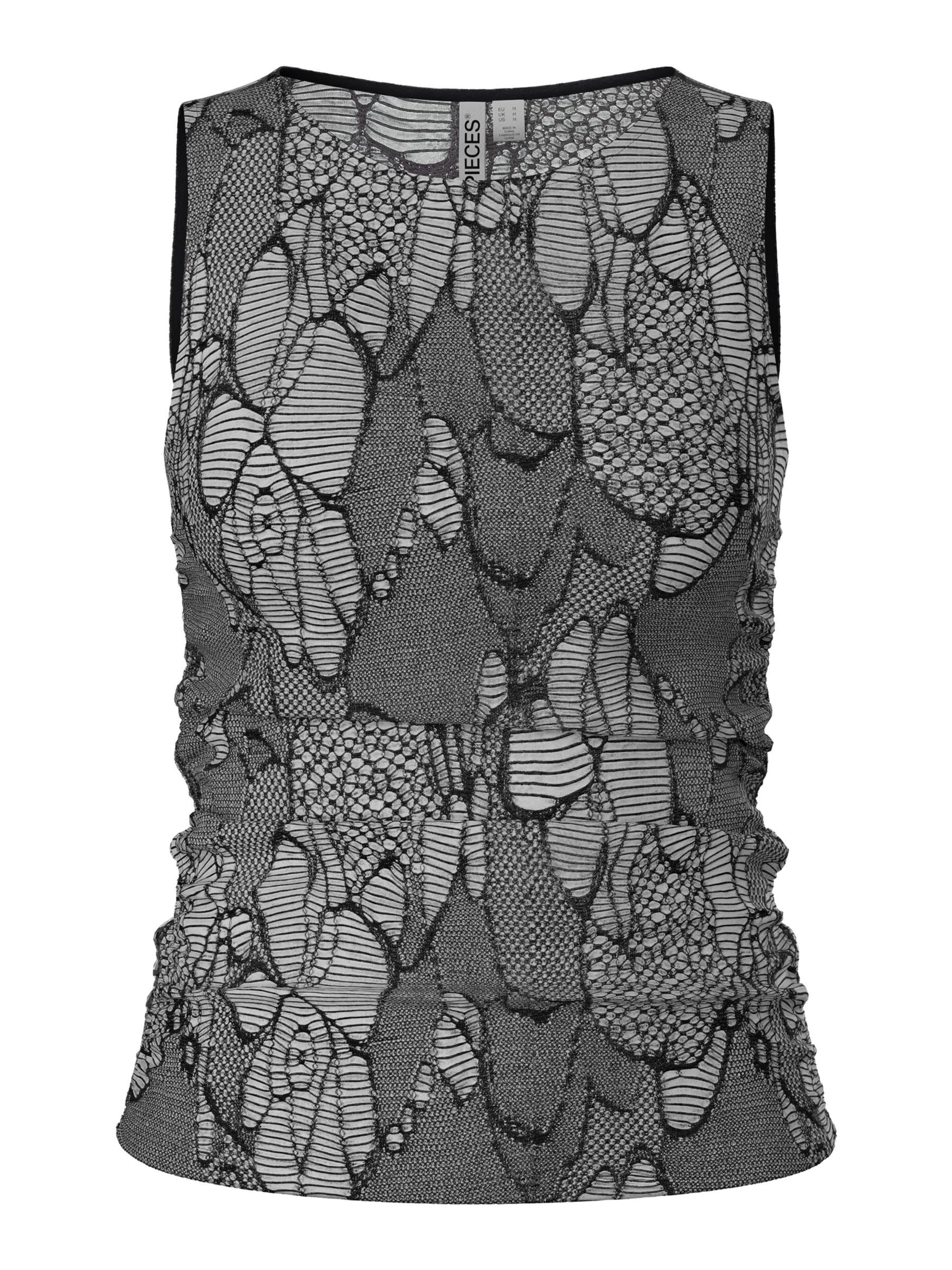 PIECES Top in Schwarz: Vorderseite