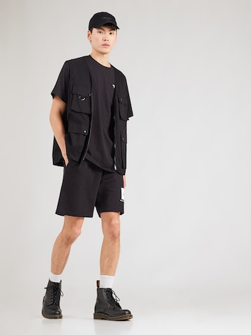 THE NORTH FACE Regular Shorts 'BOX NSE LIGHT' in Schwarz