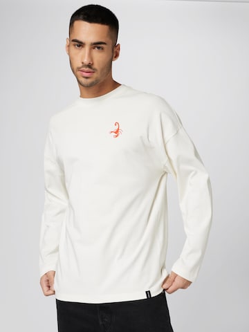 VIERVIER Koszulka 'Zeynep' w kolorze biały