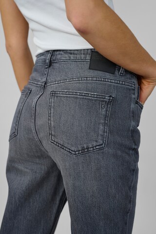 My Essential Wardrobe Regular Jeans in Grijs