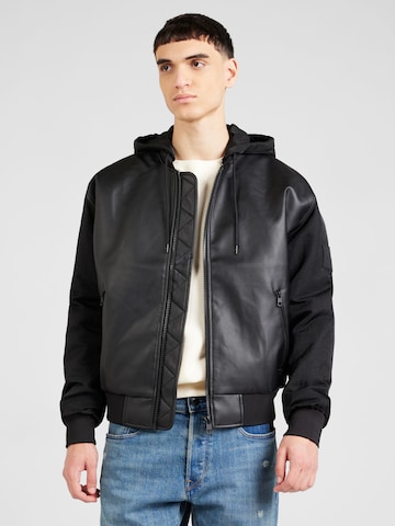 Calvin Klein Jeans Jacke in Schwarz: predná strana