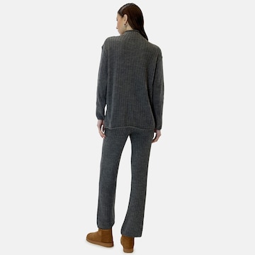 Pantalons de tailleur Elara en gris