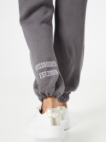 regular Pantaloni di Missguided in grigio