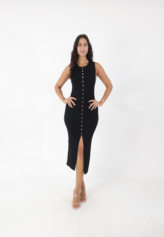 Abito di Elara in nero: frontale