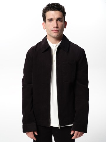 ABOUT YOU x Jaime Lorente Between-season jacket 'Emilio' in Black: front