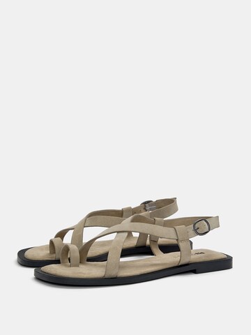 Séparateur d'orteils Pull&Bear en beige