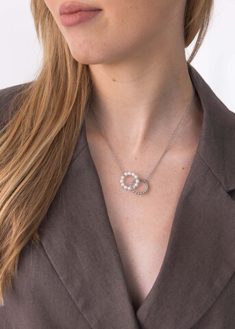 Collana 'Infinity Pearl' di PURELEI in argento