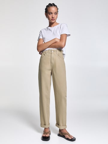 Pull&Bear Дънки Tapered Leg Дънки в бежово