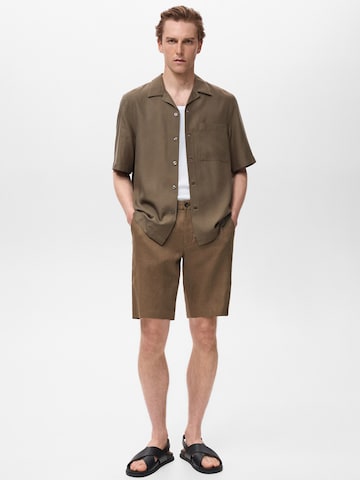 MANGO MAN Comfort Fit Skjorta 'LUCA' i brun