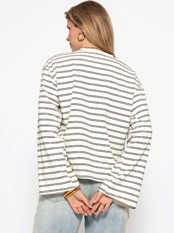 SASSYCLASSY Shirt in White