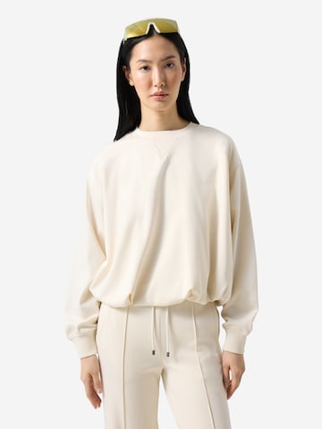 BOGNER Sweatshirt in Weiß: Vorderseite