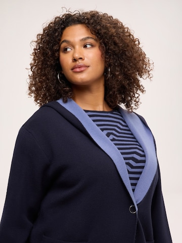 Fiorella Rubino Between-seasons coat in Blue