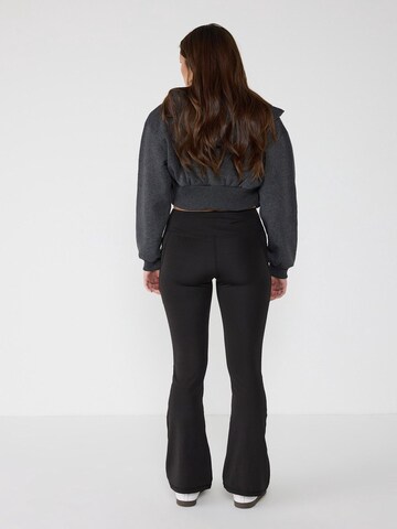 No Matter What Flared Leggings in Schwarz