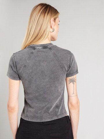 Han Kjøbenhavn - Camiseta en gris