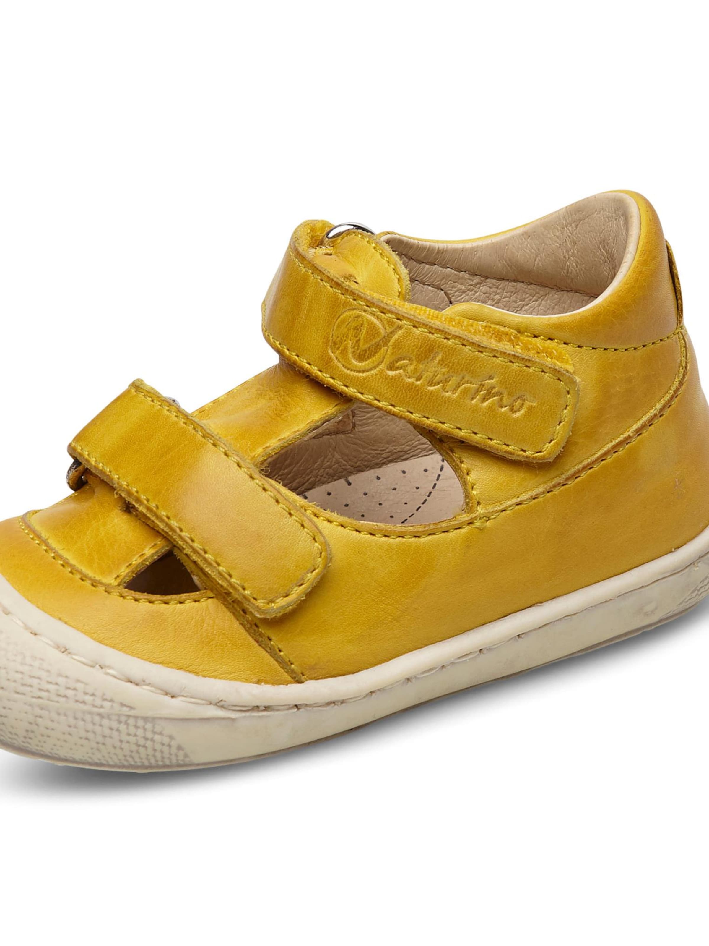 Chaussures ouvertes 'PUFFY' NATURINO en jaune