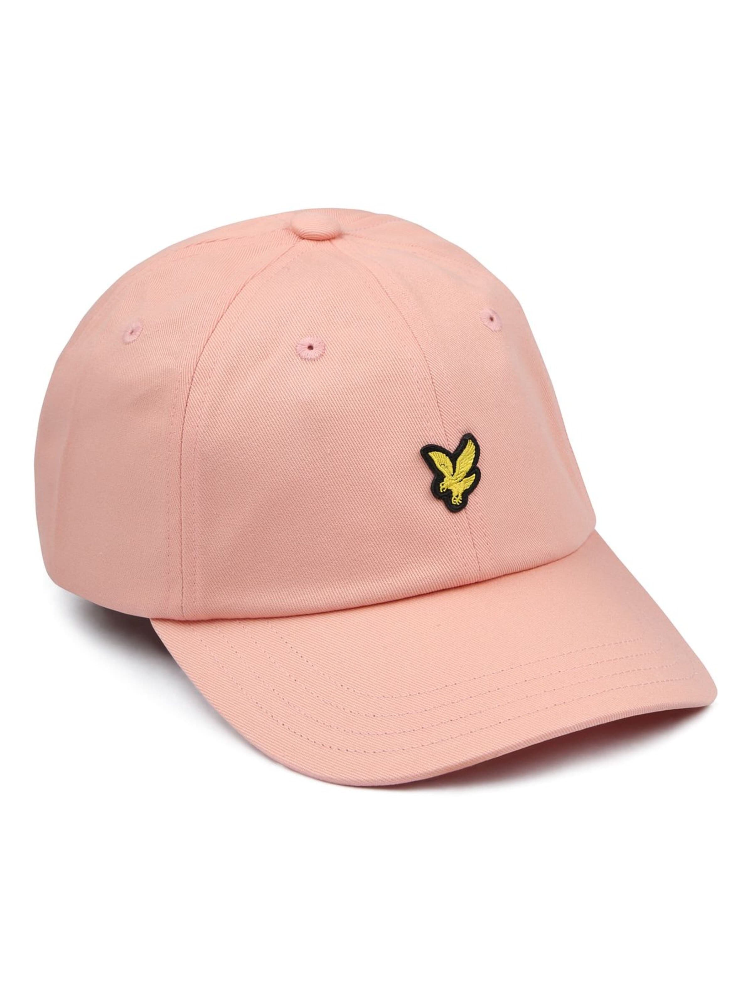 Lyle & Scott Cap in Pink: front
