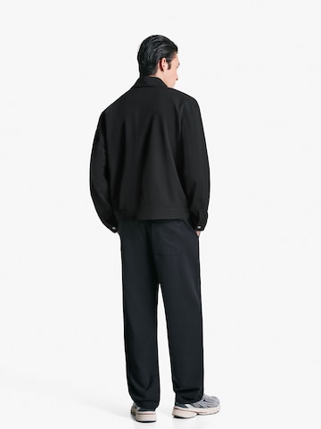 Veste mi-saison Bershka en noir