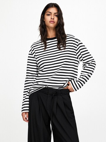 Pull&BearMajica - crna boja: prednji dio