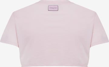 Magdeburg Los Angeles Shirt 'HOT STUFF' in Pink: back