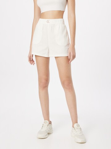 balta Calvin Klein Jeans Standartinis Kelnės: priekis