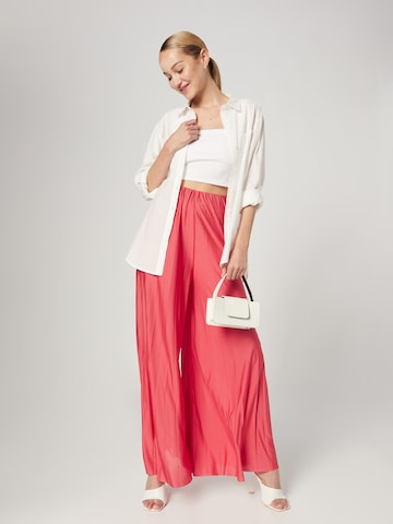 Guido Maria Kretschmer Women Wide leg Trousers 'Samantha' in Red