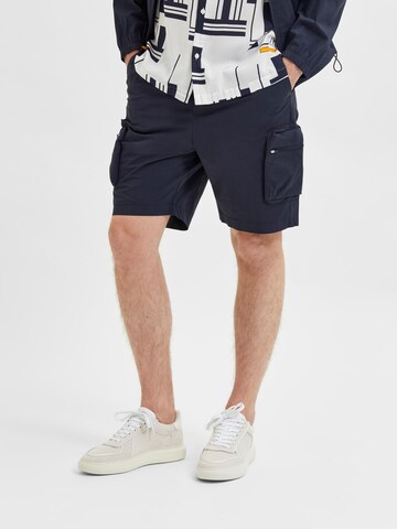 SELECTED HOMME Regular Shorts in Blau: predná strana