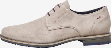 Chaussure à lacets 'LANGSTON' LLOYD en beige : devant