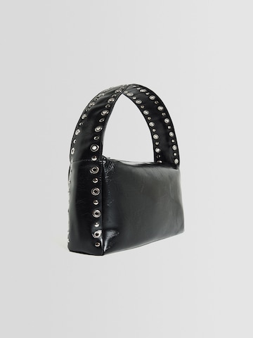 BershkaRučna torbica - crna boja