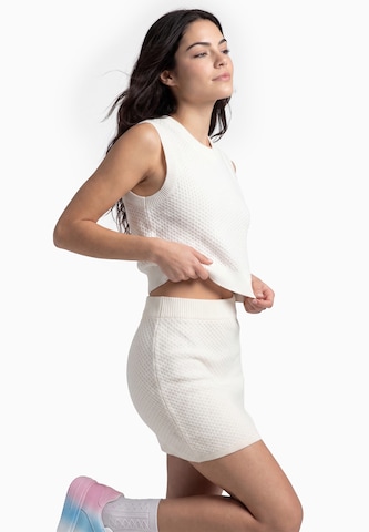 MYMO - Pullover 'Young Fashion' em branco