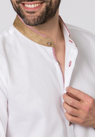 STOCKERPOINT Comfort fit Traditional Button Up Shirt in White