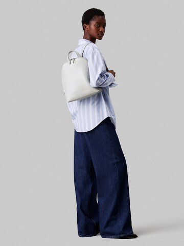 Sac à dos Calvin Klein en gris