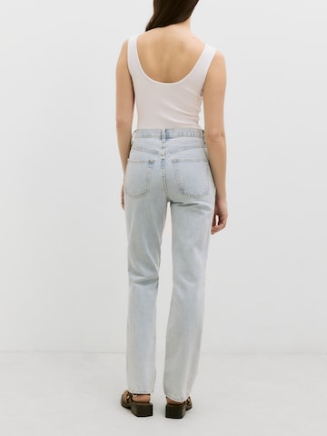 EDITED Regular Jeans 'Caro' in Blauw