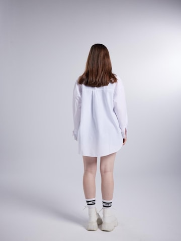 HOLLY LOLLY Blouse in White
