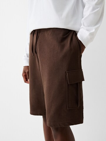Bershka Loose fit Trousers in Brown