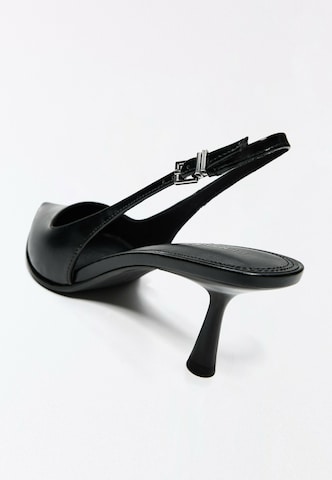 Bershka Slingpumps in Zwart