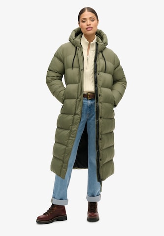 Manteau d’hiver Superdry en vert : devant