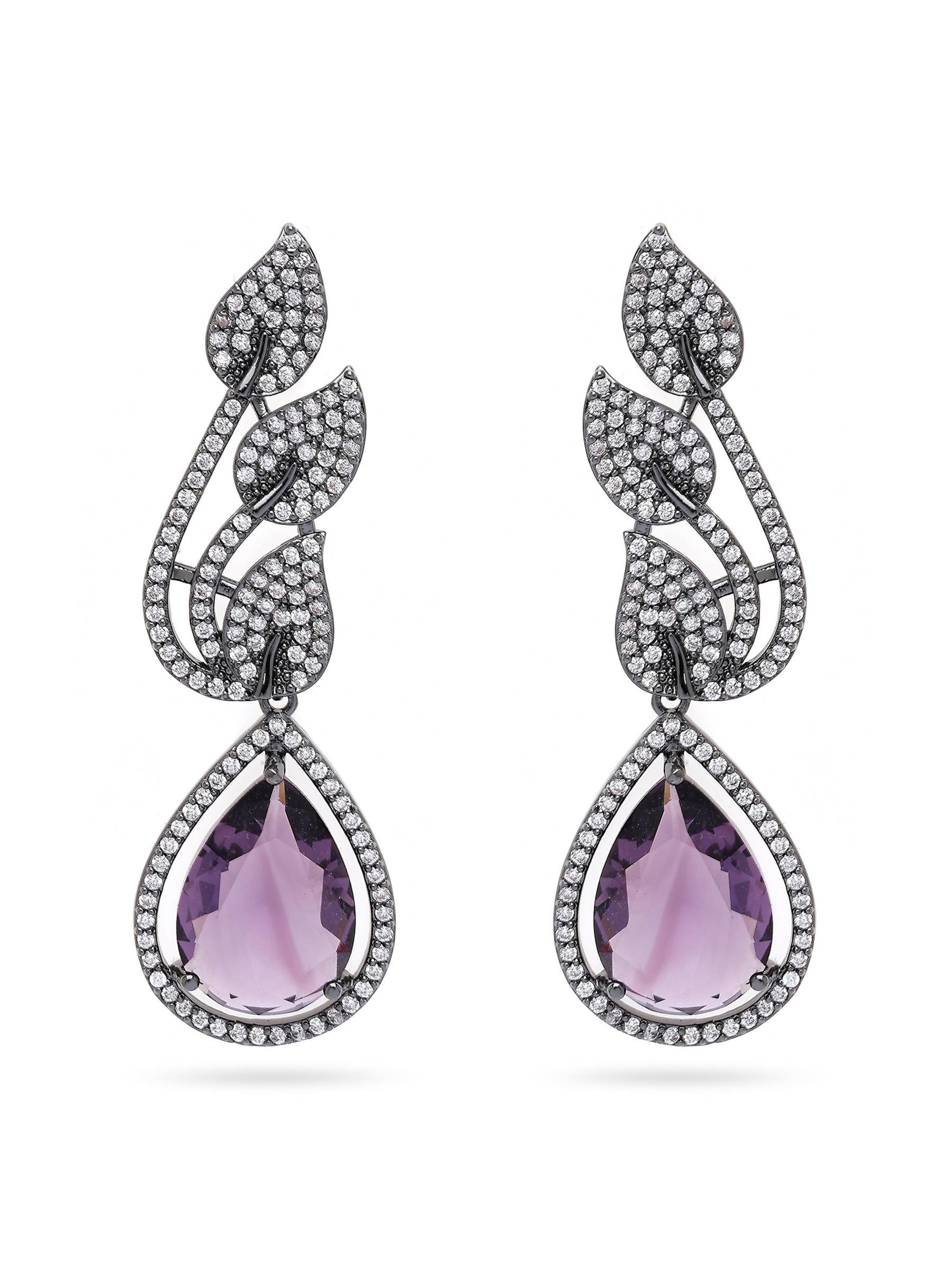 AVANT-GARDE PARIS Oorbellen 'Brigitata' in Lila: voorkant