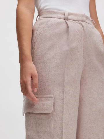 EDITED Loosefit Housut 'Tjarda' värissä beige